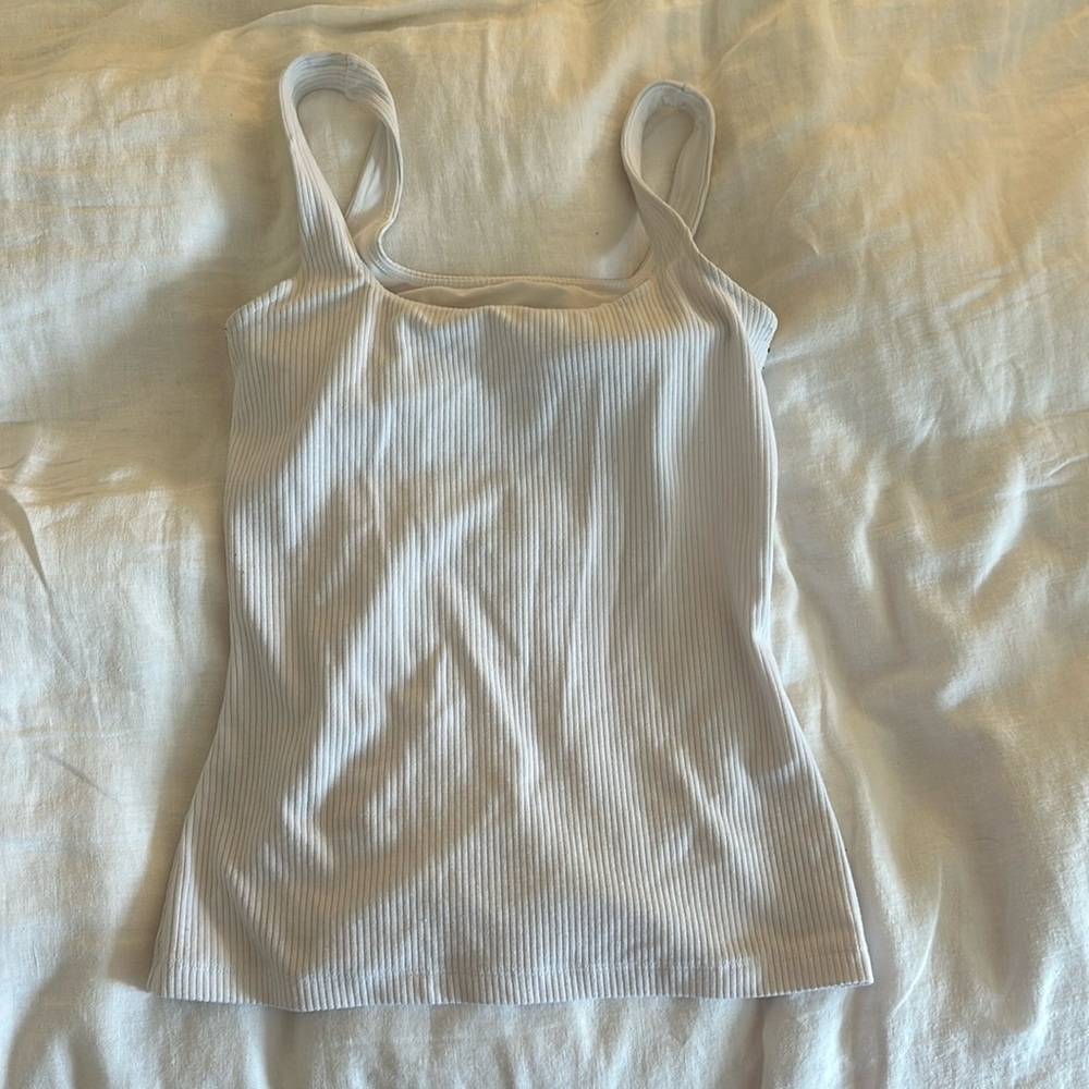 White alo tank top